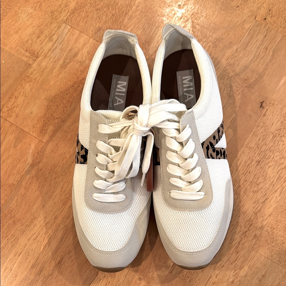 MIA Women's White and Tan Sneakers NWT 8